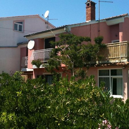 Olive Tree Apartments ロヴィニ エクステリア 写真