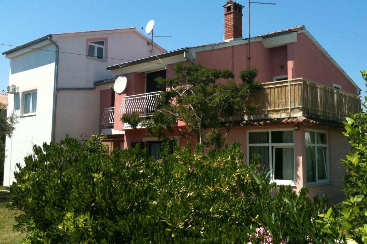 Olive Tree Apartments ロヴィニ エクステリア 写真