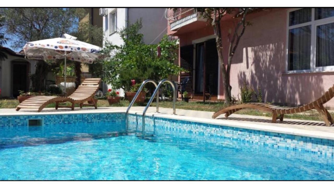 Olive Tree Apartments ロヴィニ エクステリア 写真
