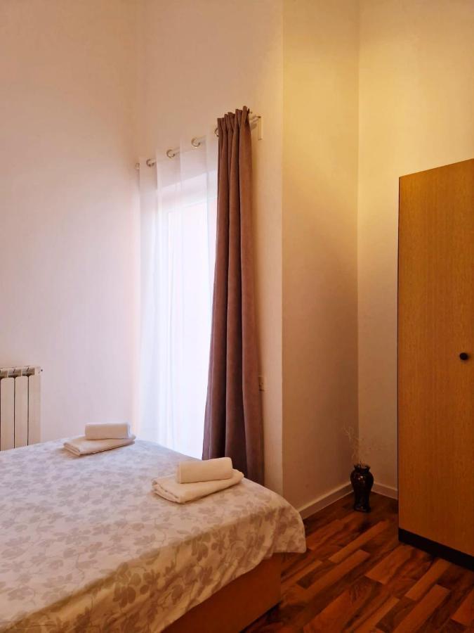 Olive Tree Apartments ロヴィニ エクステリア 写真